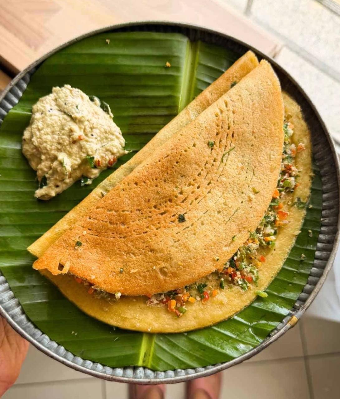 Chicken Stuffed Moong Chilla, Guava, Salsa